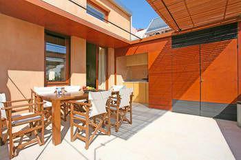 Dorotheou House Villaer *