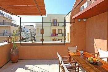 Villaer Dorotheou House Khania