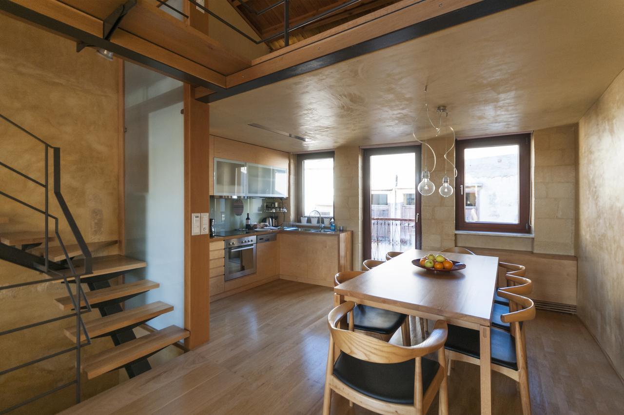 Villaer Dorotheou House