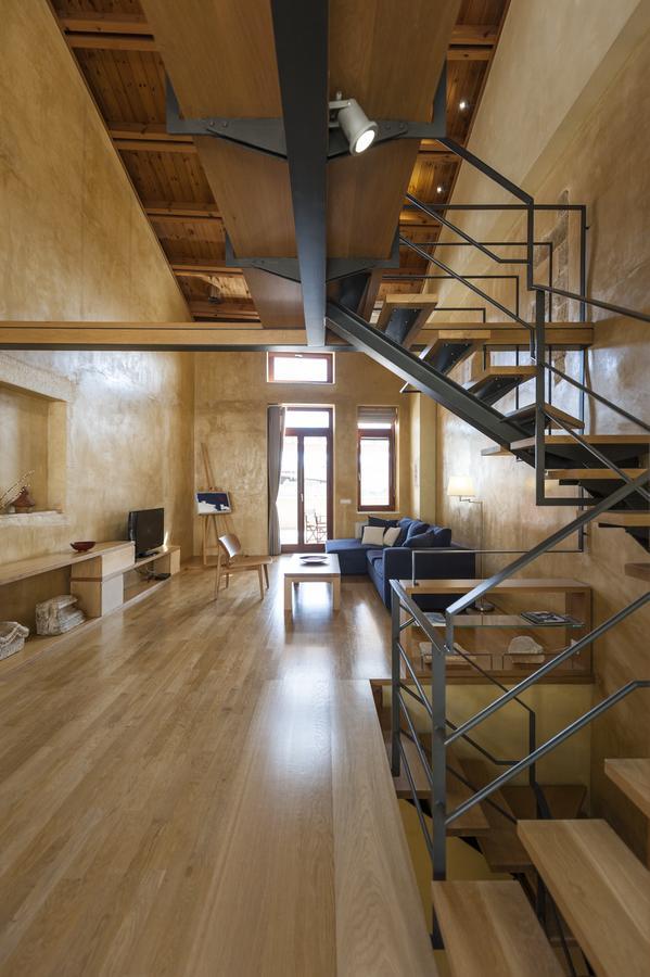 Dorotheou House Villaer